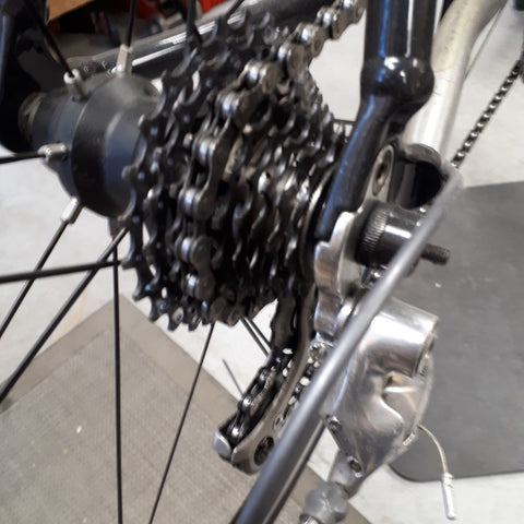 Gears and derailer